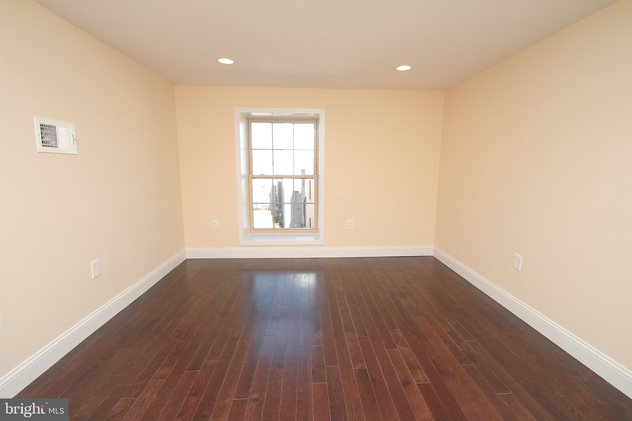 1218-20 South 8th Street, Unit 6 Philadelphia, PA 19147 - Photo 11 of 13