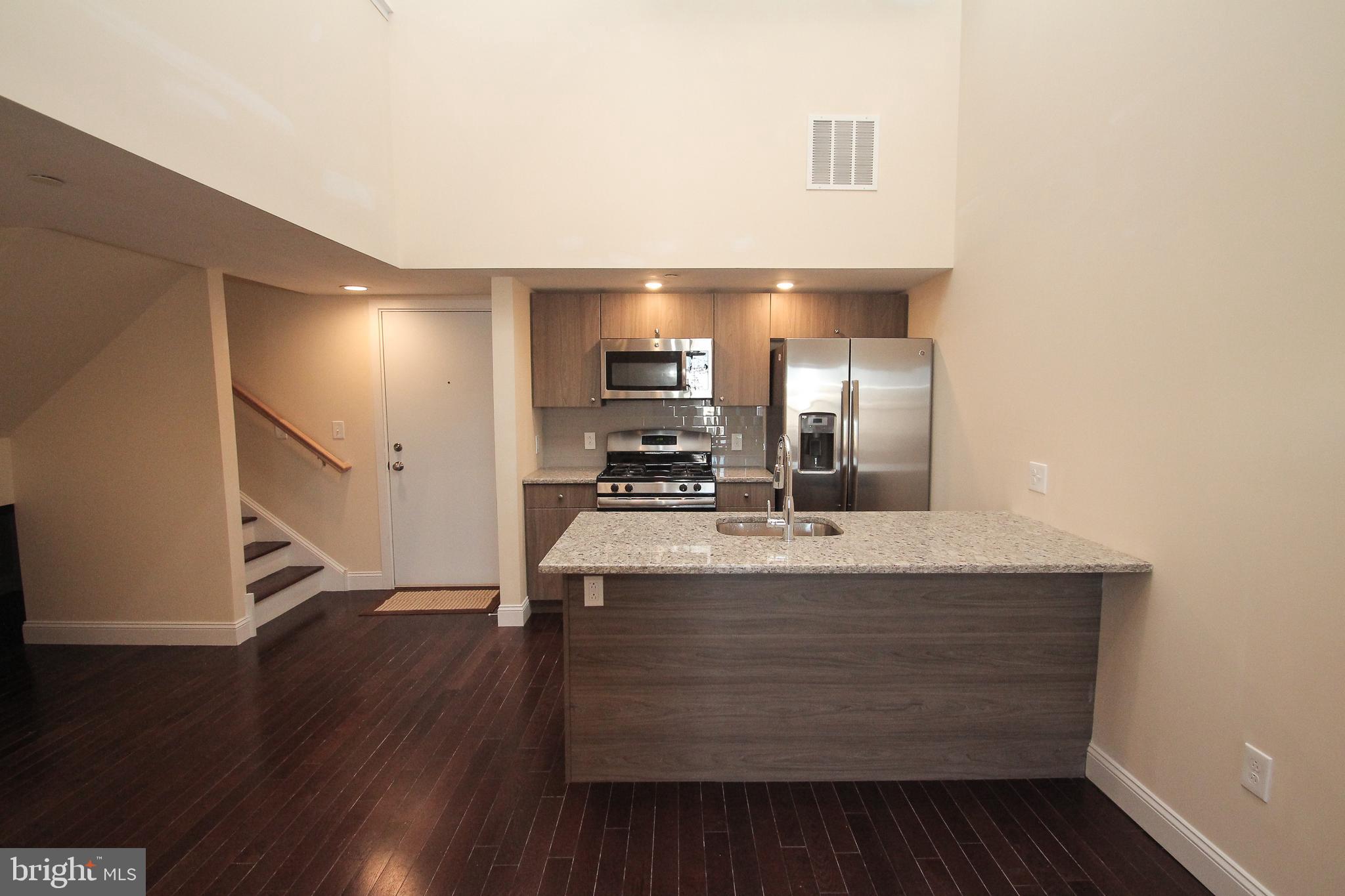 1218-20 South 8th Street, Unit 6 Philadelphia, PA 19147 - Photo 2 of 13