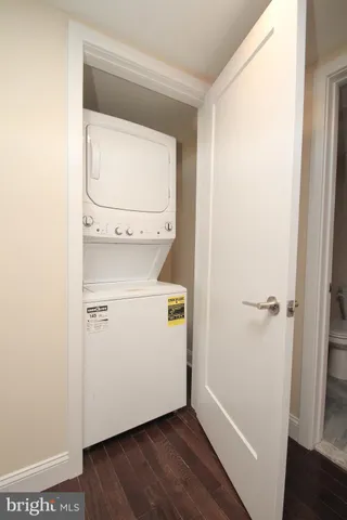 $1,850 | 1218-20 South 8th Street, Unit 6, Philadelphia, PA 19147