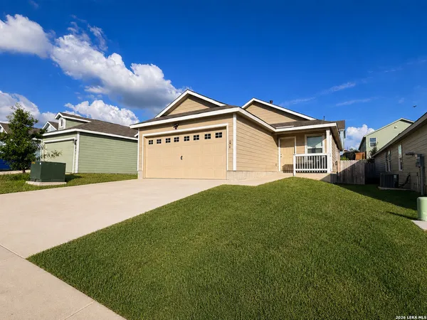 $1,495 | 7010 Solar Ridge, San Antonio, TX 78252