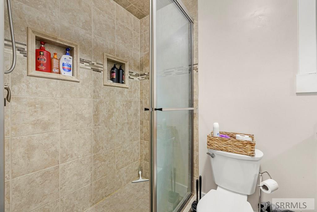 106 East 2nd South Rexburg, ID 83440 - Photo 16 of 25