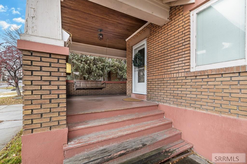 106 East 2nd South Rexburg, ID 83440 - Photo 2 of 25