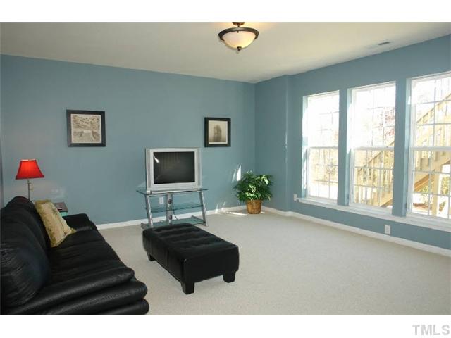 7718 San Gabriel Street Raleigh, NC 27613 - Photo 5 of 6 Gallery Image 5