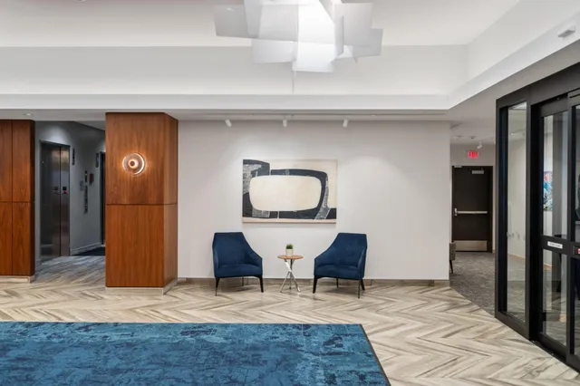 $4,295 | 1240 South 2nd Street, Unit 924, Minneapolis, MN 55415