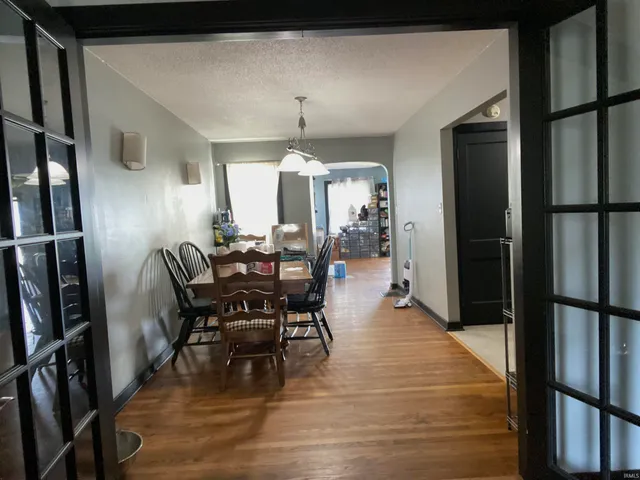 $199,900 | 706 11th Street, Tell City, IN 47586