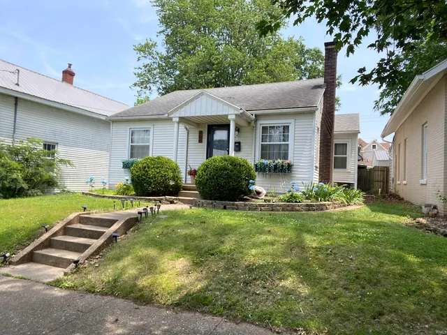 $199,900 | 706 11th Street, Tell City, IN 47586