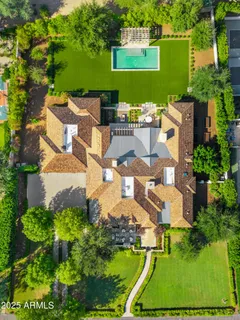 $9,450,000 | 6702 East Kasba Circle, Paradise Valley, AZ 85253