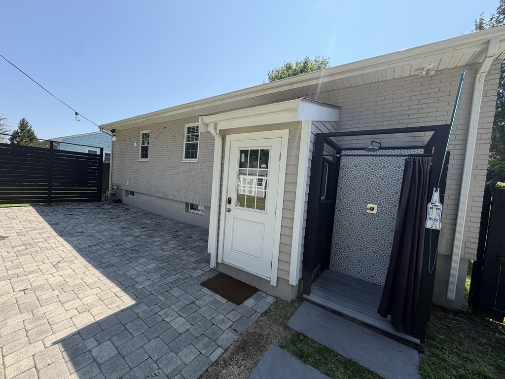 8 Fairbrook Road Framingham, MA 01701 - Photo 39 of 42