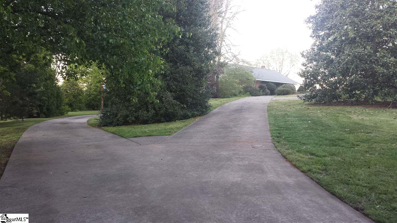 213 Franklin Finley Road Easley, SC 29640 - Photo 11 of 35