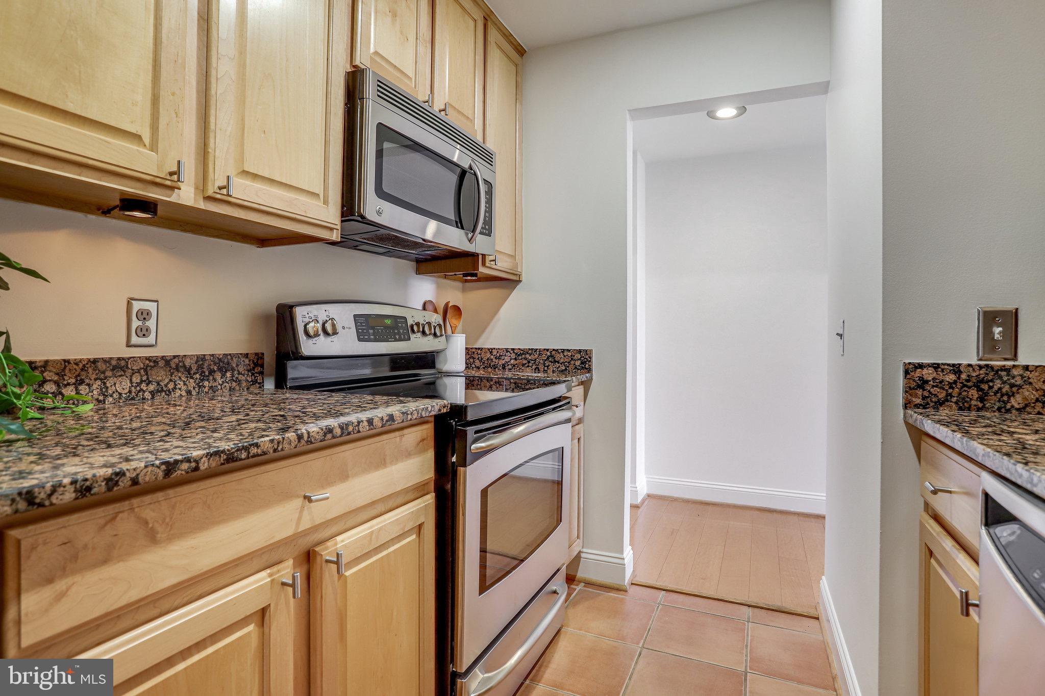 1763 Columbia Road Northwest, Unit 506 Washington, DC 20009 - Photo 12 of 40