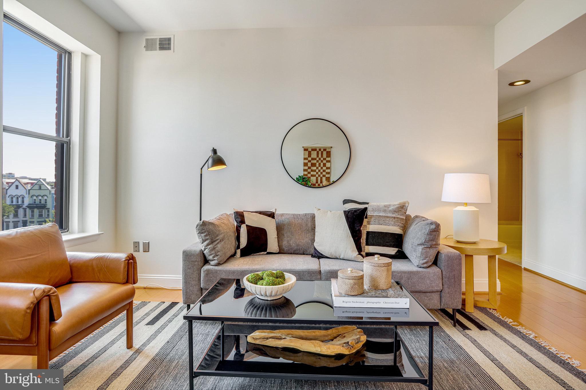 1763 Columbia Road Northwest, Unit 506 Washington, DC 20009 - Photo 4 of 40