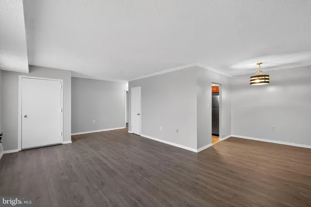 $1,350 | 3807 Swann Road, Unit 304, Suitland, MD 20746