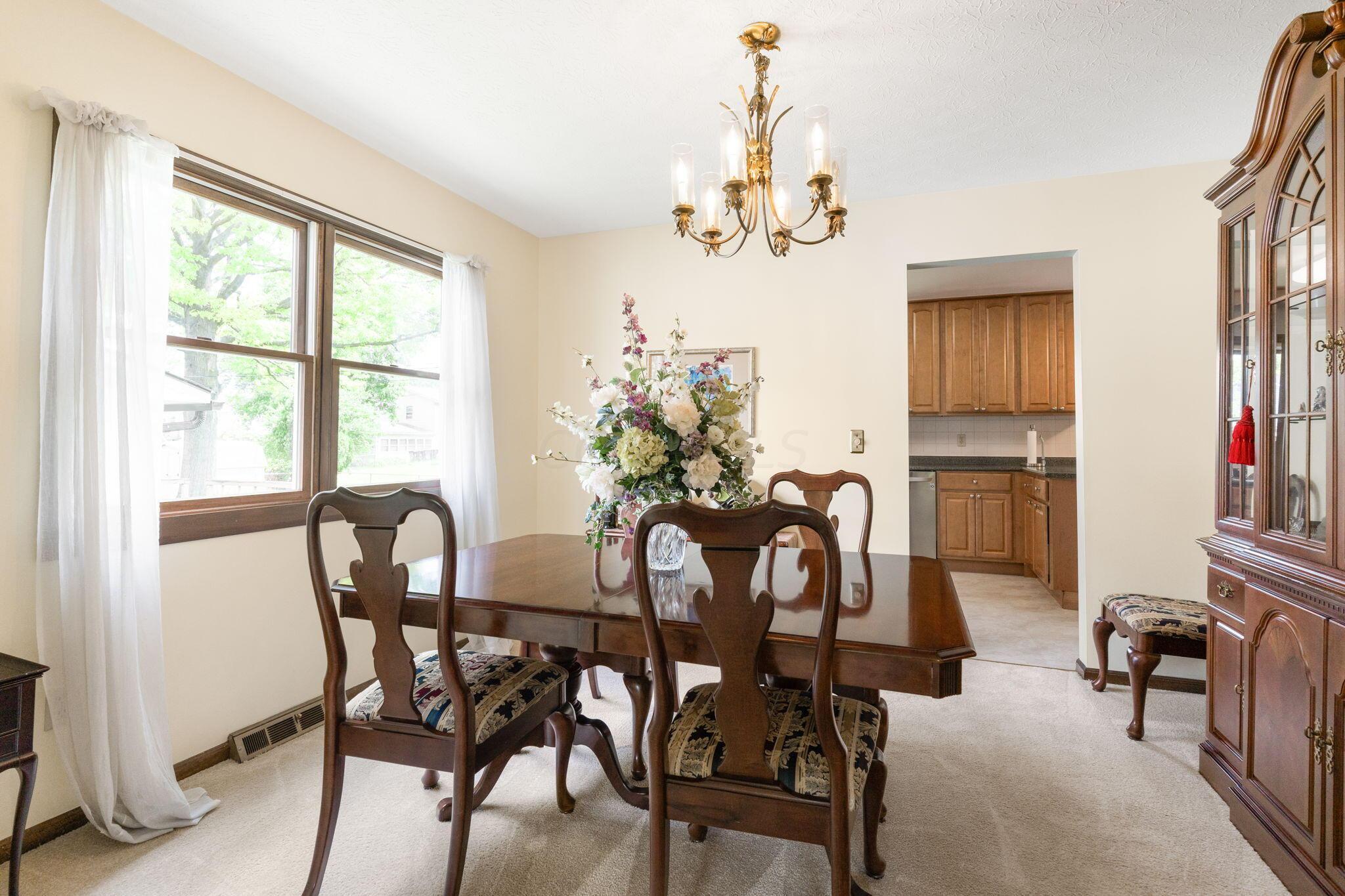 5478 Larkwood Road Columbus, OH 43229 - Photo 9 of 50 5478 Larkwood Rd (Interior)-6