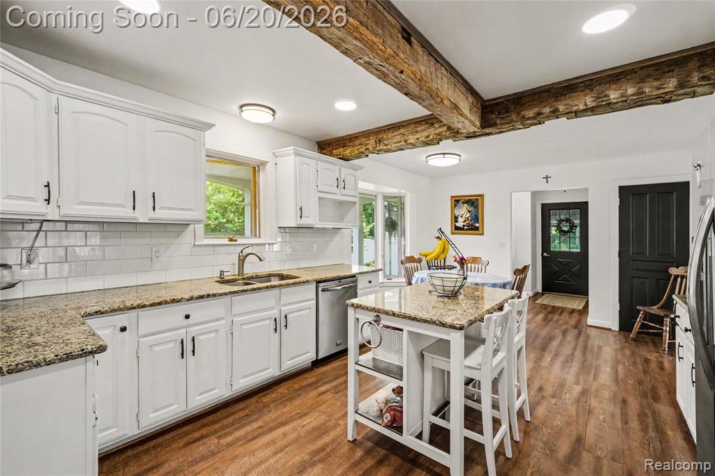 5465 South Lake George Road Metamora, MI 48455 - Photo 14 of 76