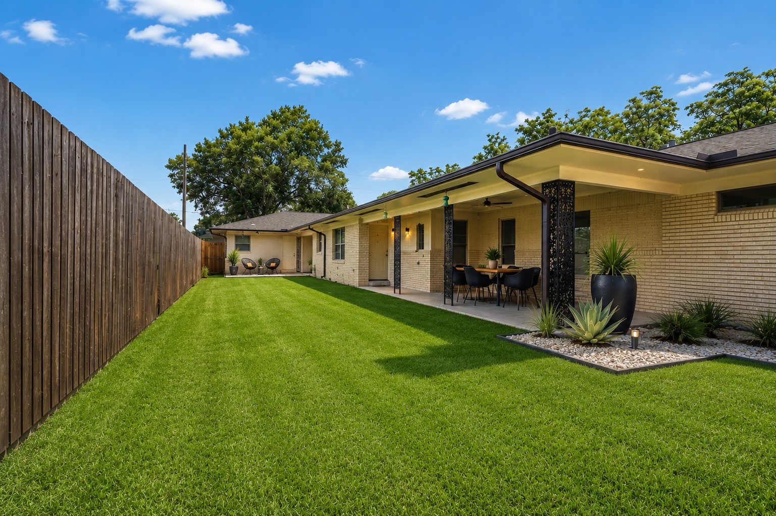 526 14th Street Hempstead, TX 77445 - Photo 6 of 25