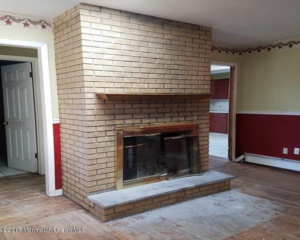 656 Carroll Fox Road Brick, NJ 08724 - Photo 5 of 22 20170329_154134