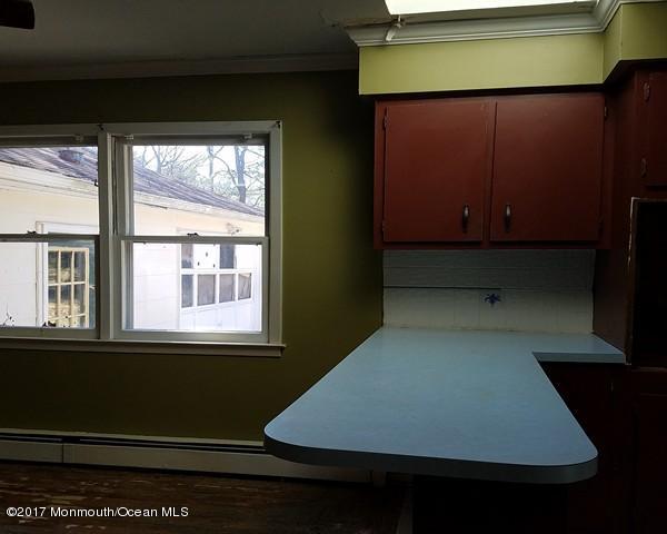 656 Carroll Fox Road Brick, NJ 08724 - Photo 8 of 22 20170329_154529