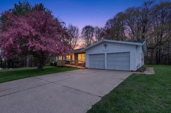 $224,900 | 4648 North Neff Road, Edmore, MI 48829