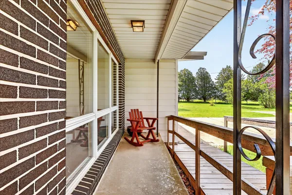 $224,900 | 4648 North Neff Road, Edmore, MI 48829