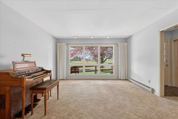 $224,900 | 4648 North Neff Road, Edmore, MI 48829