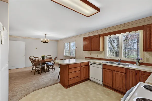 $224,900 | 4648 North Neff Road, Edmore, MI 48829