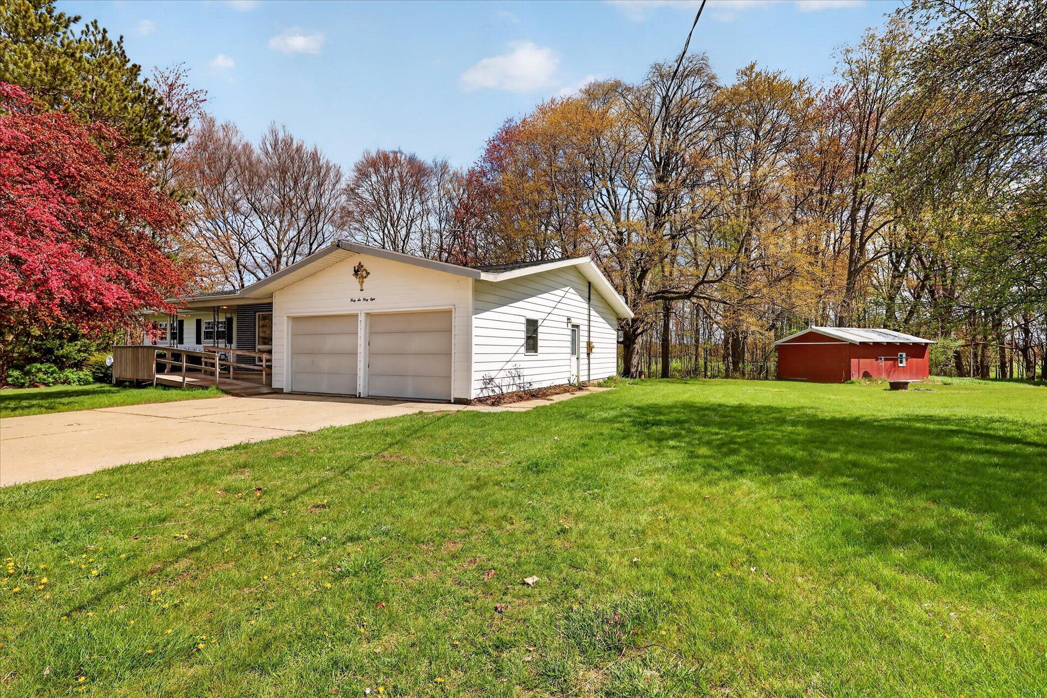 4648 North Neff Road Edmore, MI 48829 - Photo 5 of 49 05-4648-Neff-Rd-Stanton-MI-48888-WindowS