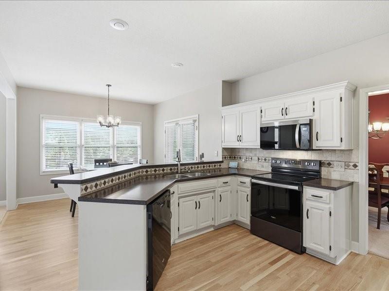 232 Southwest Winterpark Circle Lee's Summit, MO 64081 - Photo 16 of 42