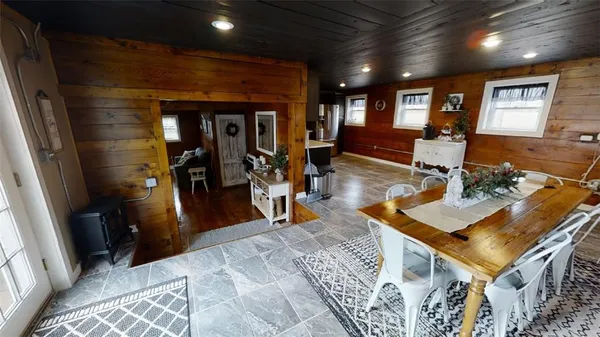 $750,000 | 243 County Road, Sherburne, NY 13460