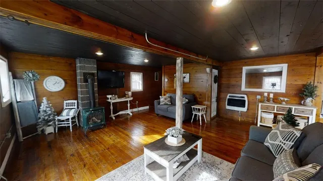 $750,000 | 243 County Road, Sherburne, NY 13460