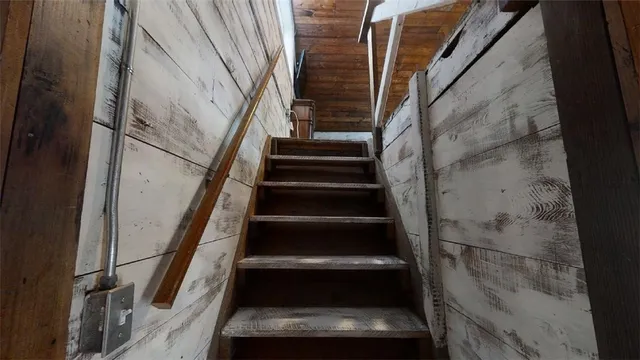 $750,000 | 243 County Road, Sherburne, NY 13460