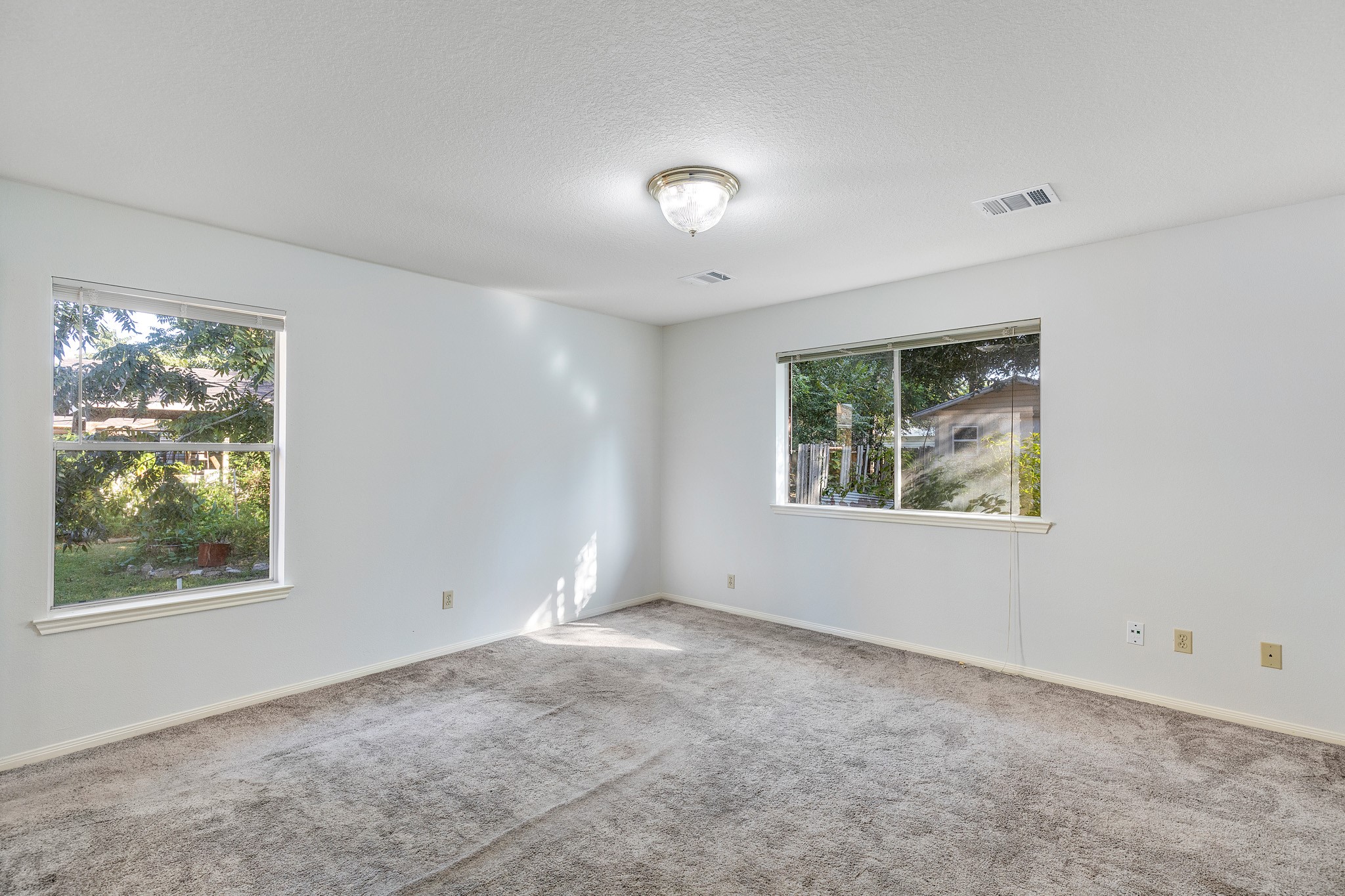 8018 Holiday Lane Houston, TX 77075 - Photo 21 of 42 a view of an empty room with a window