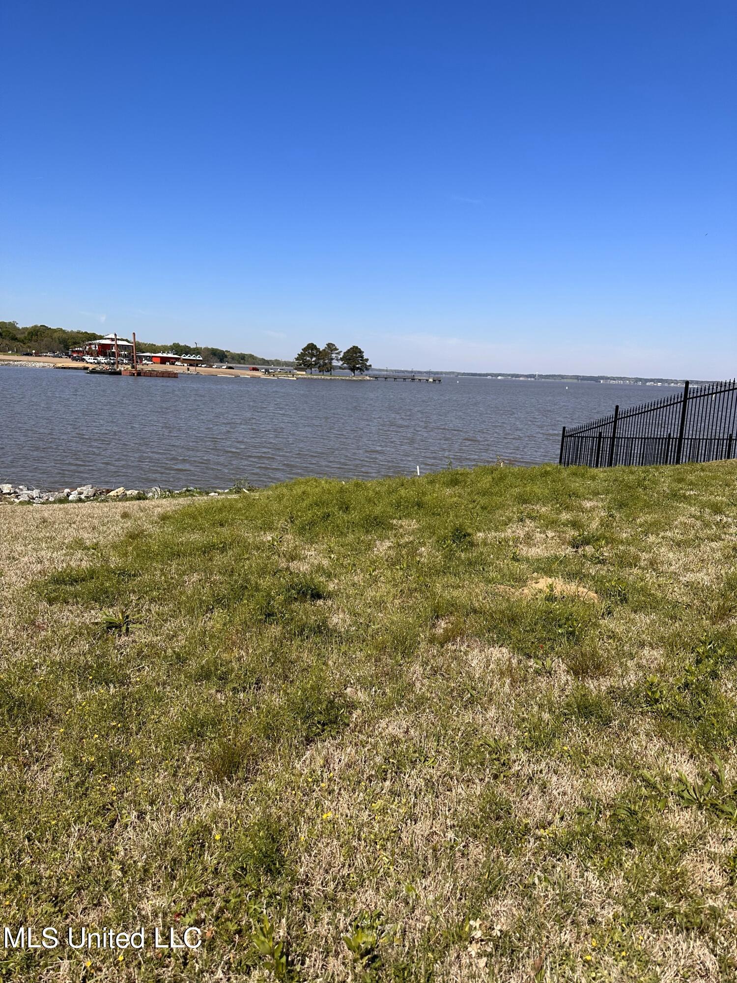 East Bay Brandon, MS 39047 - Photo 2 of 3 view