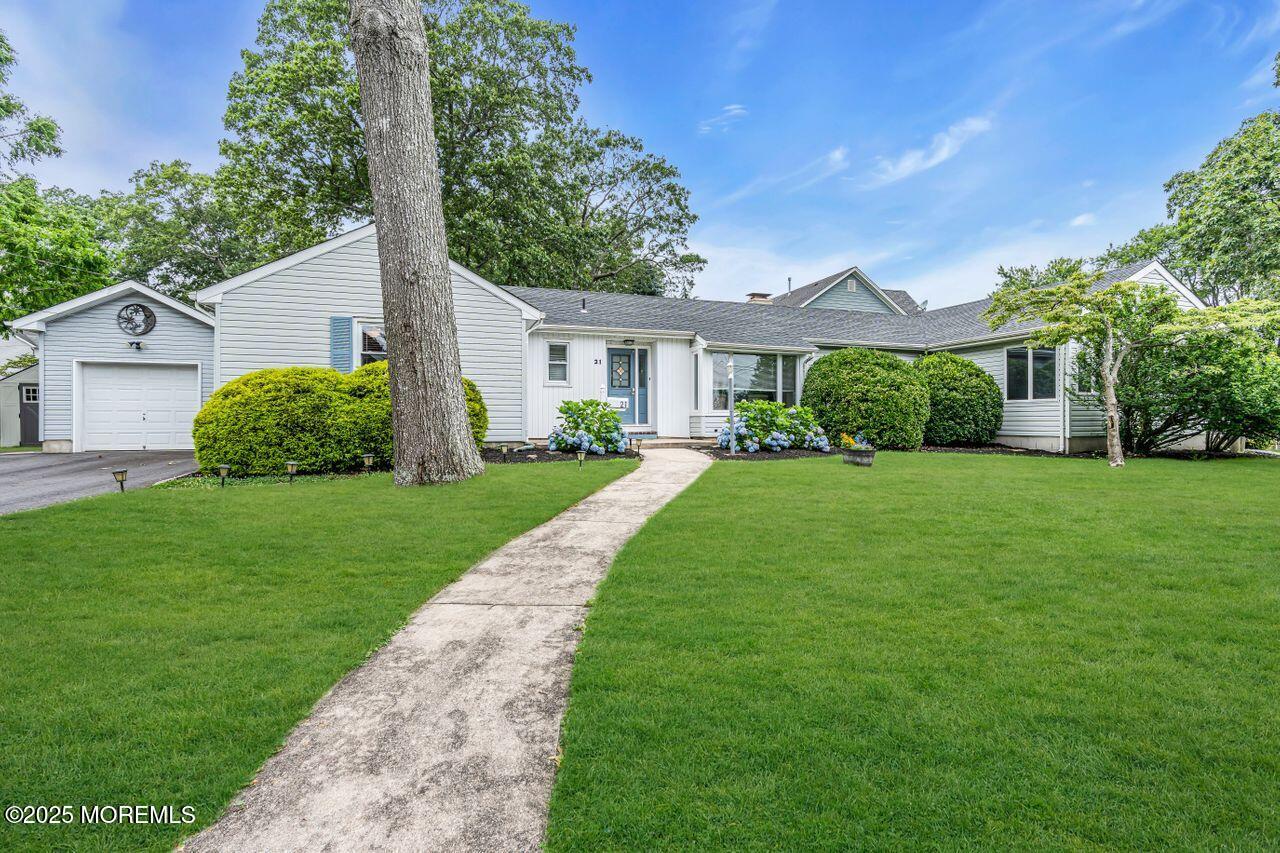 21 Lenape Trail Brick, NJ 08724 - Photo 3 of 34 001_dsc08203-1_905