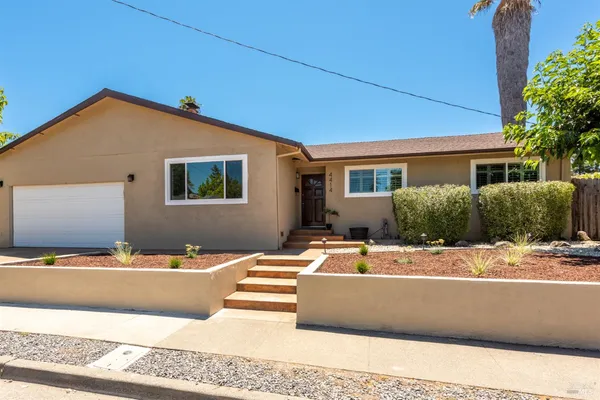 $729,000 | 4414 Vine Street, Santa Rosa, CA 95409
