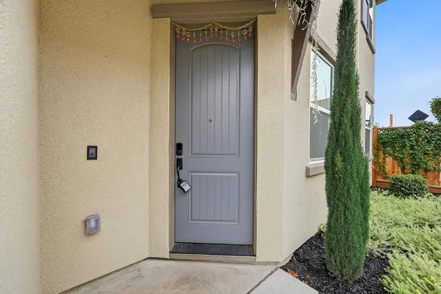 $899,999 | 1372 Melville Lane, Tracy, CA 95391