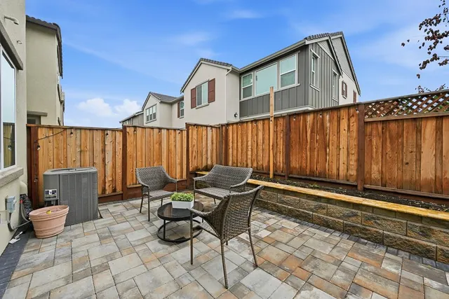 $899,999 | 1372 Melville Lane, Tracy, CA 95391