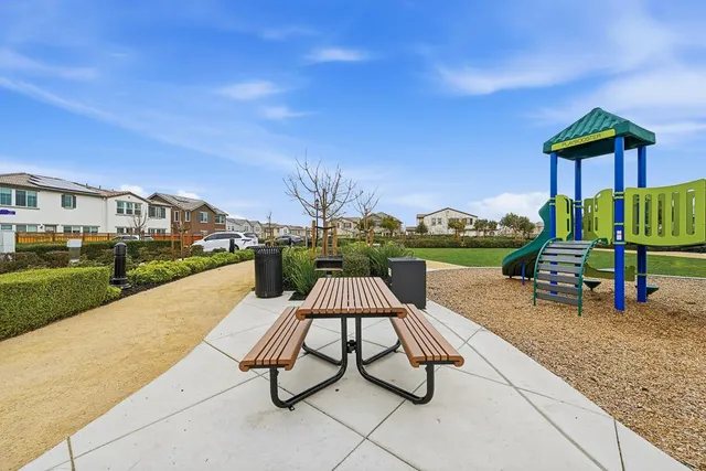 $899,999 | 1372 Melville Lane, Tracy, CA 95391