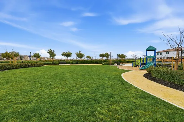 $899,999 | 1372 Melville Lane, Tracy, CA 95391