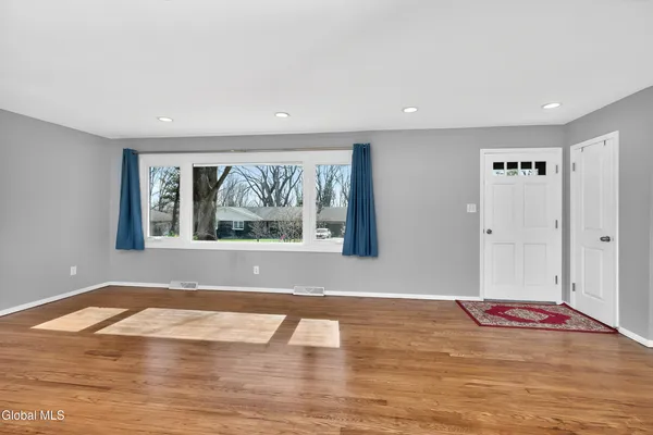 $385,000 | 161 Shaker Park Drive, Albany, NY 12204