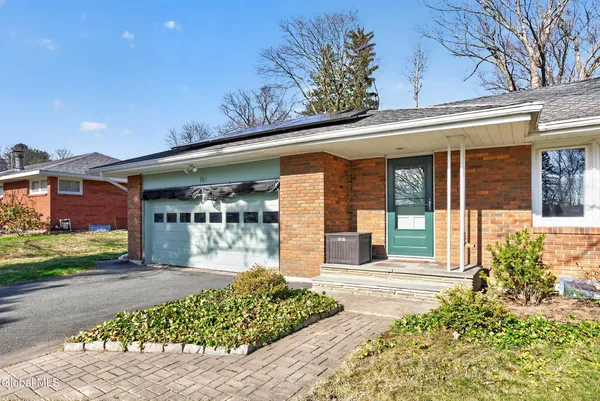 $385,000 | 161 Shaker Park Drive, Albany, NY 12204