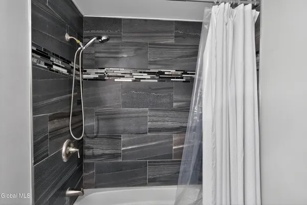 $385,000 | 161 Shaker Park Drive, Albany, NY 12204