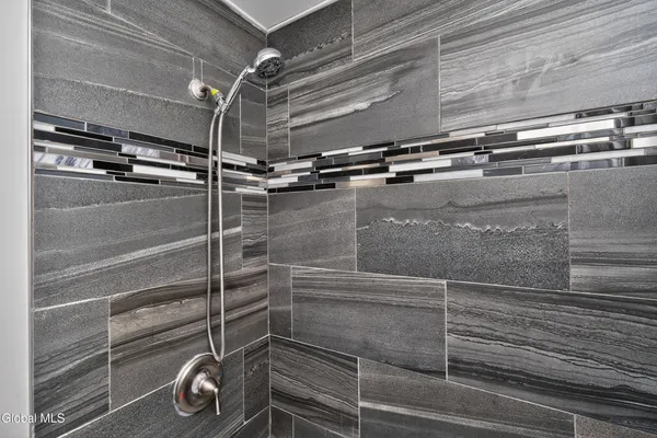 $385,000 | 161 Shaker Park Drive, Albany, NY 12204