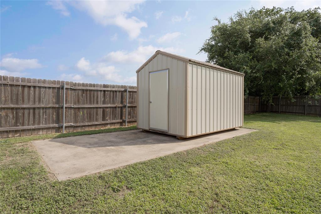 3999 Speegleville Road Waco, TX 76712 - Photo 28 of 34 8' X 12' Storage shed, on a concrete pad, in the backyard.