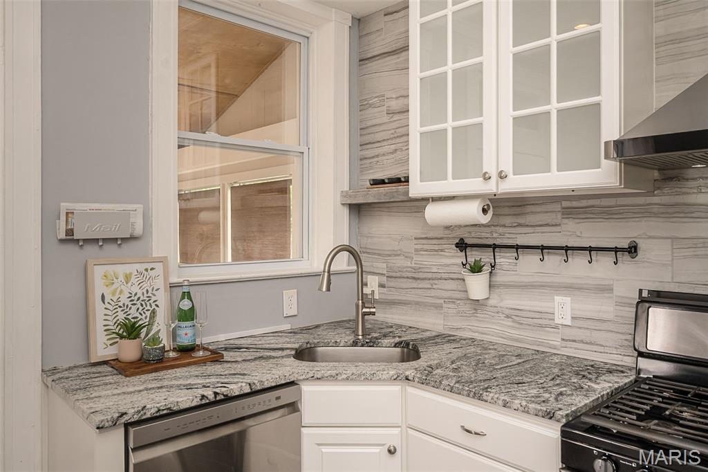 6284 Reber Place St. Louis, MO 63139 - Photo 23 of 55