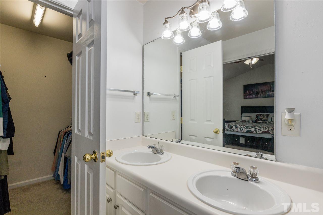 8520 Bright Loop Raleigh, NC 27613 - Photo 19 of 28