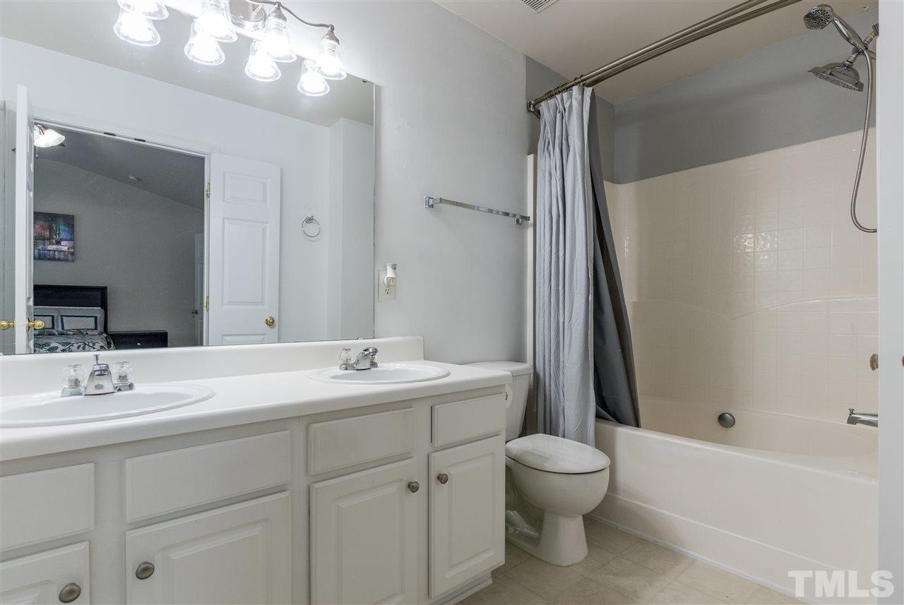 8520 Bright Loop Raleigh, NC 27613 - Photo 20 of 28