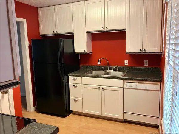 $1,295 | 4808 Pinedale Boulevard, Lumberton, NC 28358
