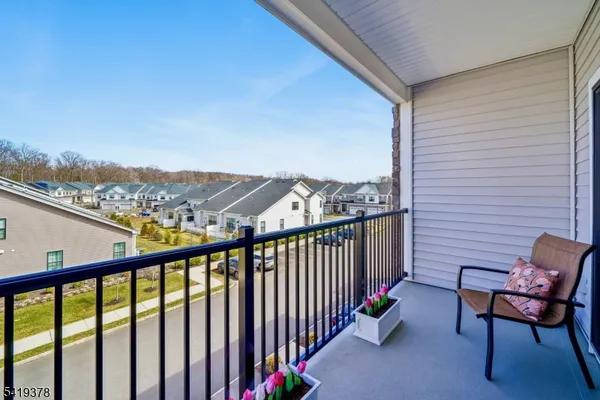 $775,000 | 15 Whitney Avenue, Morris Plains, NJ 07950