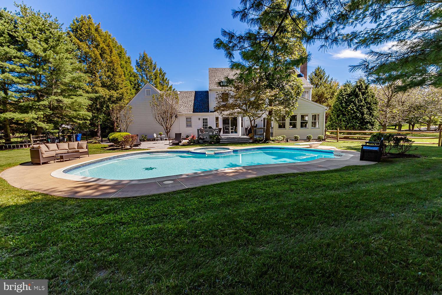 20 Meadowview Drive Shamong, NJ 08088 - Photo 32 of 40 Get set for summer 2021 and your staycation