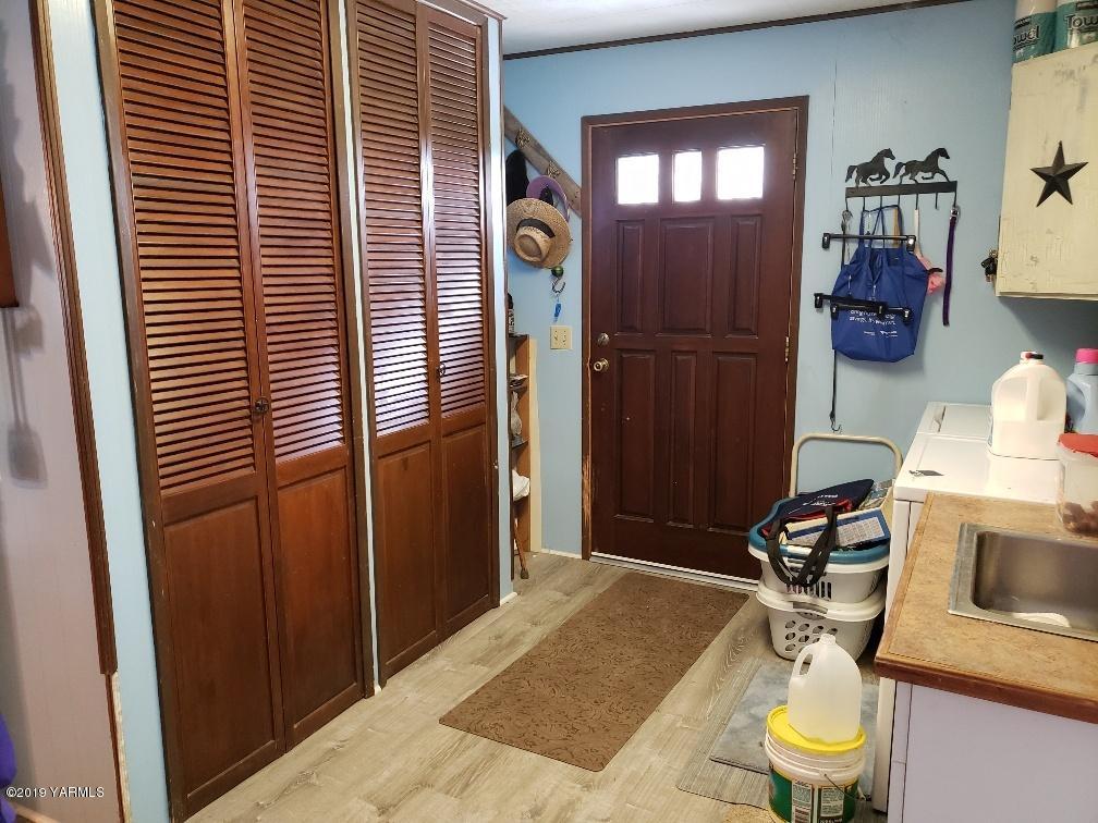 6235 Lateral A Road Wapato, WA 98951 - Photo 23 of 30 a bathroom with a sink a toilet and shower